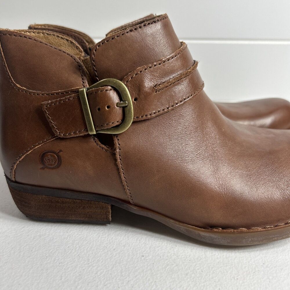 Born Kati Womens Ankle Booties Size 8 M Brown Moto Harness Buckle Strap Zip - Picture 2 of 9